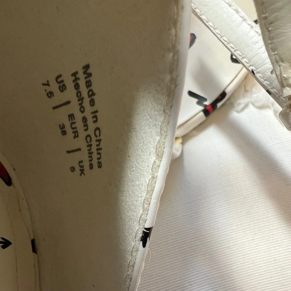 ALDO Brandii Milk Kiss Limited Edition Red Heart Heels SIZE 7.5 - Picture 7 of 15